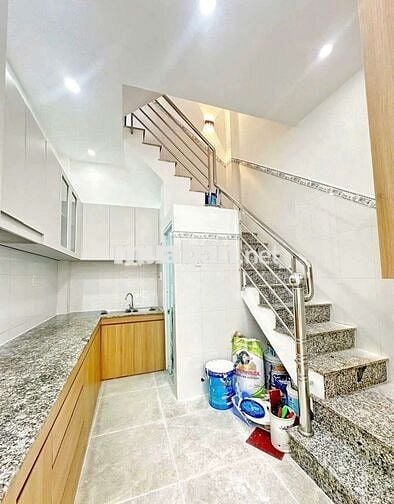 Cho Thuê Nhà 1 Trệt 3 Lầu 2PN 3WC Hẻm Đường Trần Xuân Soạn