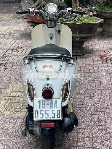 Bán xe Scoopy Crea 2019 Trắng,Bst18 xe đeph gtdd