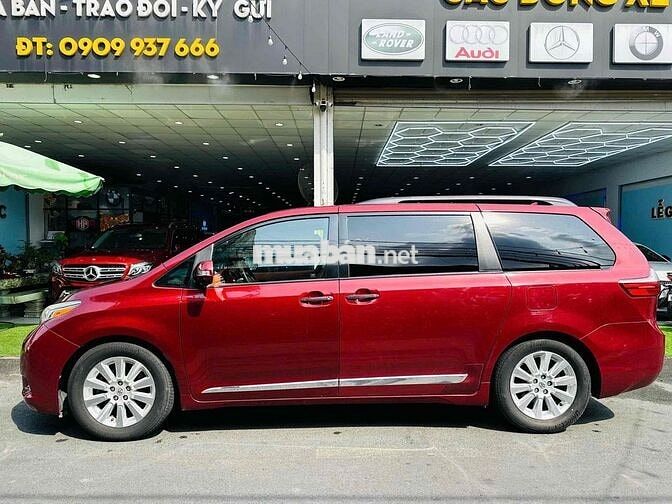 Toyota Sienna Limited Model 2013 nội thất ghế Vip