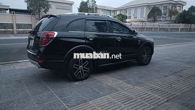 Chevrolet Captiva Đen