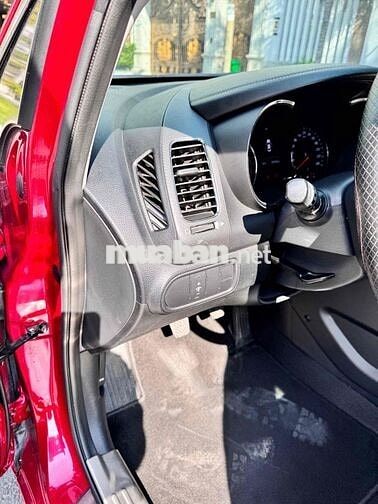 Kia Cerato 2018 Số sàn 60.000 km Đỏ