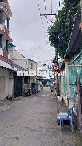 Nhà nát mặt tiền hẻm dg 29- Tên Lửa 5.6x16 Hẻm 5m 5tỷ 700 triệu 