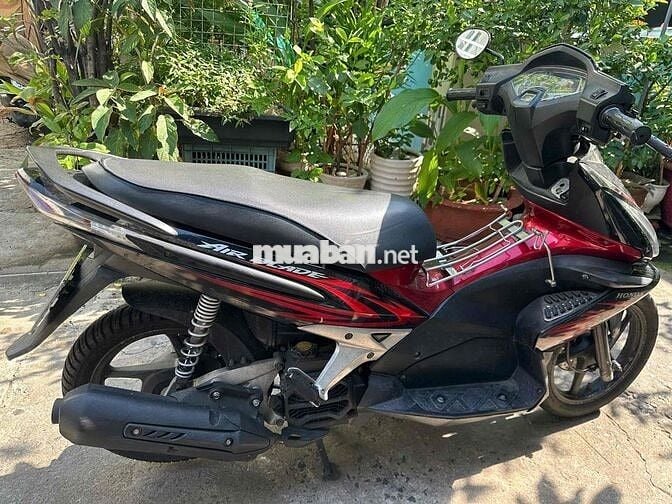Honda Air Blade Đỏ đen