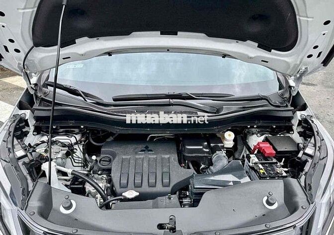 Mitsubishi Xpander Premium 2025 10000 km