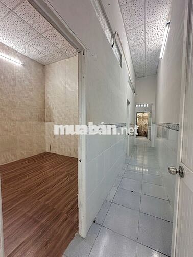 Nhà trệt 2PN hẻm cạnh Vincom Hùng Vương chỉ 5,5 triệu
