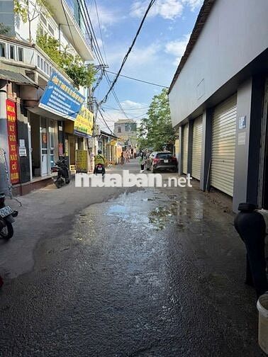 Nhà 220m²,thông sàn, ngõ 195 Cầu Diễn,MT 13.5m,hợp kinh doanh đa ngành