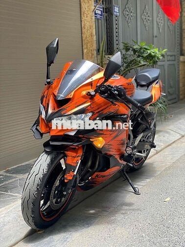 Kawasaki Ninja ZX-4R Đen cam biển 29 mới tinh