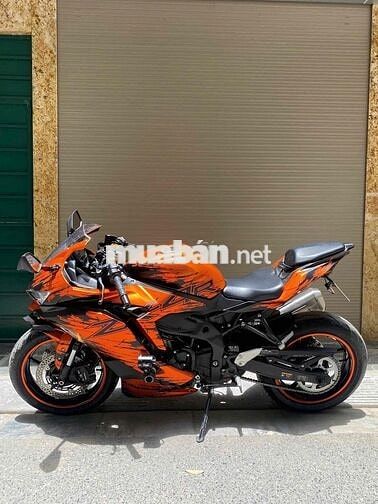 Kawasaki Ninja ZX-4R Đen cam biển 29 mới tinh