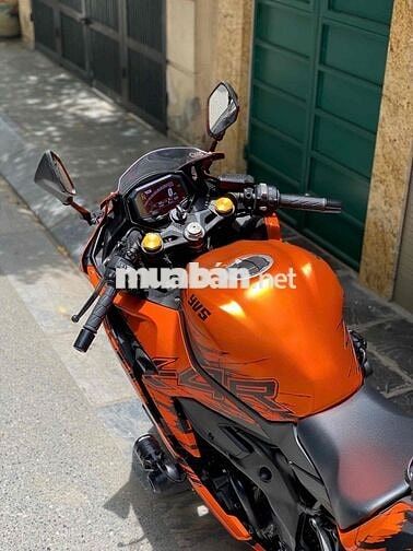 Kawasaki Ninja ZX-4R Đen cam biển 29 mới tinh
