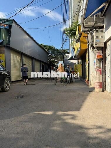 Nhà 220m²,thông sàn, ngõ 195 Cầu Diễn,MT 13.5m,hợp kinh doanh đa ngành