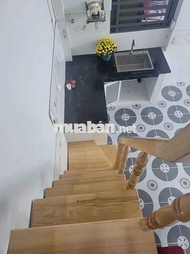 Cho thuê nhà nguyên căn 3 phòng ngủ 1wc 1 máy lạnh 