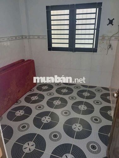 Cho thuê nhà nguyên căn 3 phòng ngủ 1wc 1 máy lạnh 
