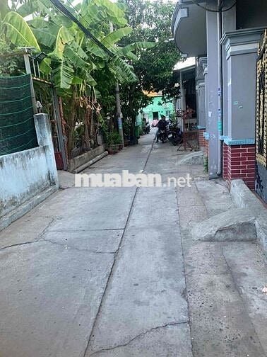 đất ngay chợ bà hom 140m sử dụng ngang 9m giá đầu tư 3Tỷ