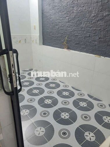 Cho thuê nhà nguyên căn 3 phòng ngủ 1wc 1 máy lạnh 