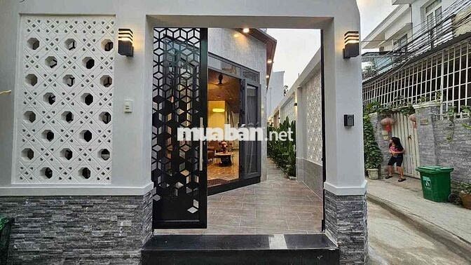 Nhà nguyên căn FULL nội thất nhà mới xây Phạm Hữu Lầu Quận 7