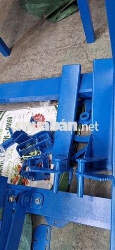 Nhân viên cơ khí, phụ cơ khí