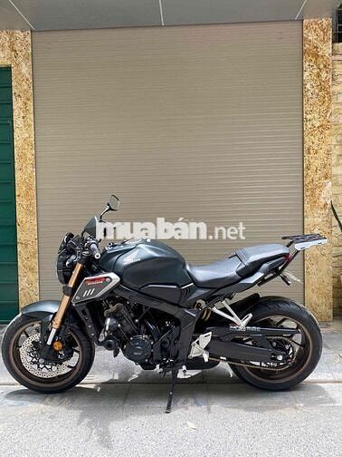 Honda CB650R 2022 Đen sần 10000 km xe lướt mới đep