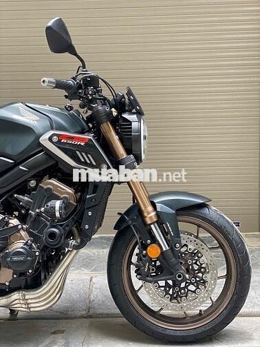 Honda CB650R 2022 Đen sần 10000 km xe lướt mới đep