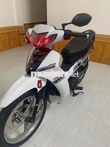 Xe máy Yamaha màu Trắng