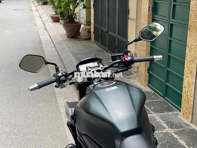 Honda CB650R 2022 Đen sần 10000 km xe lướt mới đep