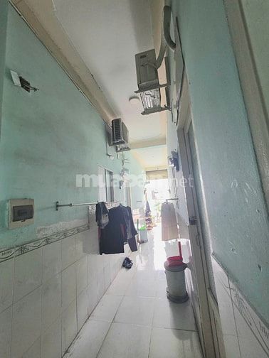  Phòng 170/1C vườn lài ( P. Phú Thọ Hoà ) máy lạnh gác