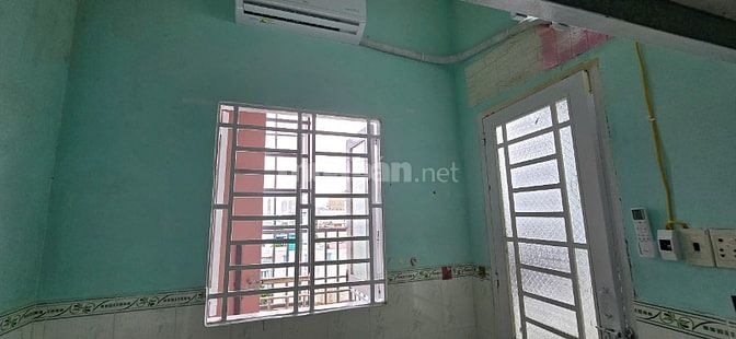  Phòng 170/1C vườn lài ( P. Phú Thọ Hoà ) máy lạnh gác