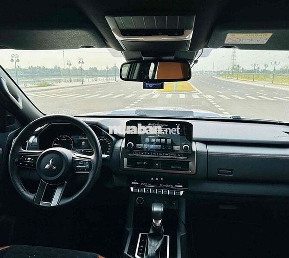 Mitsubishi Triton Athlete 4x4 AT 2024-BH đến 2030
