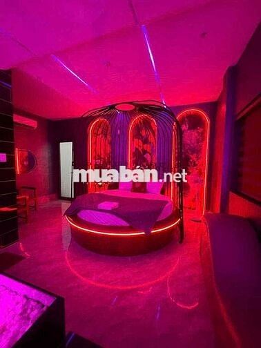 Bán khách sạn Vip Cực đẹp mặt tiền Trung Tâm Thủ Dầu Một