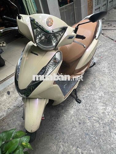 Honda Lead 125 2015 Vàng