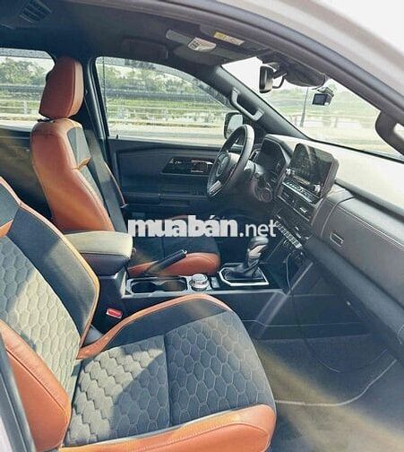 Mitsubishi Triton Athlete 4x4 AT 2024-BH đến 2030