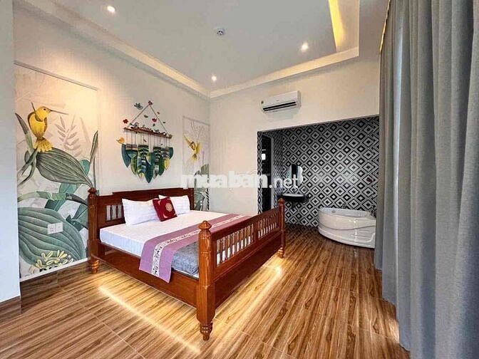 Bán khách sạn Vip Cực đẹp mặt tiền Trung Tâm Thủ Dầu Một