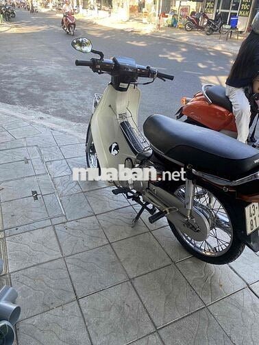 Honda Super Dream