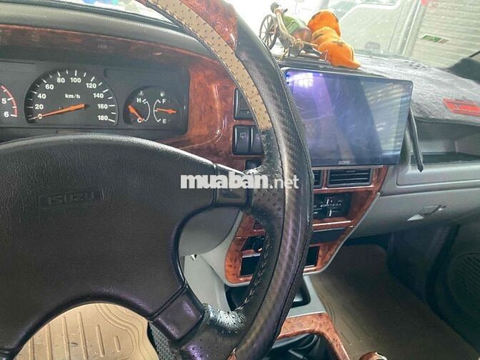 Isuzu Hilander 2006 8 chỗ Đen