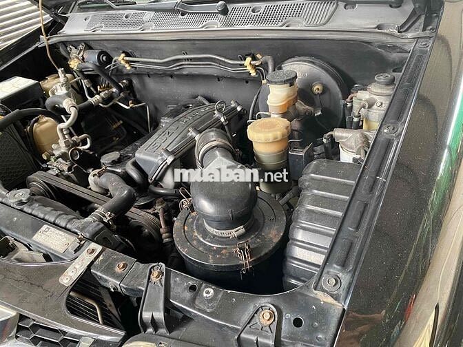 Isuzu Hilander 2006 8 chỗ Đen