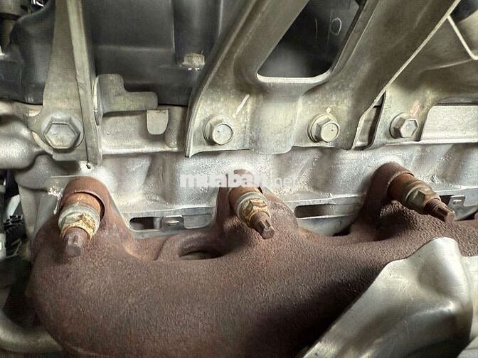 Toyota Fortuner Bạc 7 chỗ