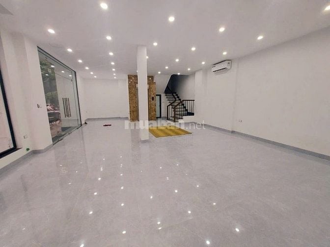Chính chủ cho thuê nhà biệt thự,lô góc 5 tầng tại: Nguyễn Tuân,TX