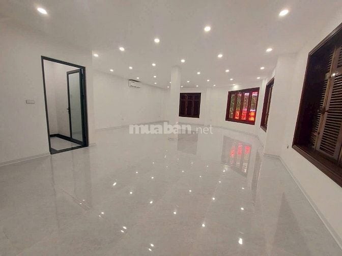 Chính chủ cho thuê nhà biệt thự,lô góc 5 tầng tại: Nguyễn Tuân,TX