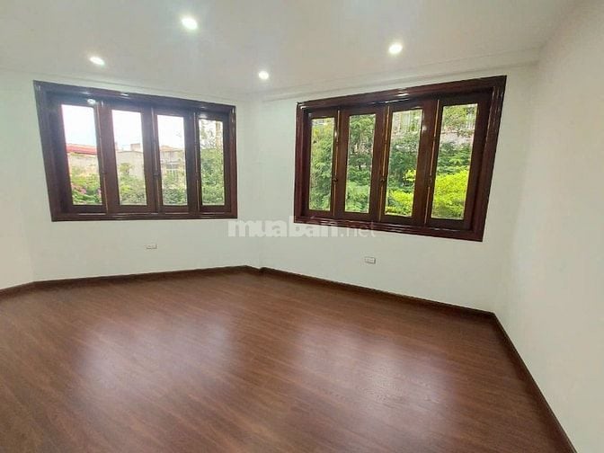 Chính chủ cho thuê nhà biệt thự,lô góc 5 tầng tại: Nguyễn Tuân,TX