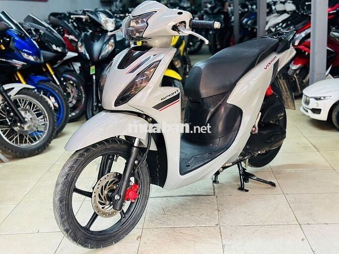XE MÁY THỊNH PHÁT- VISION XÁM XI MĂNG BẢN THỂ THAO