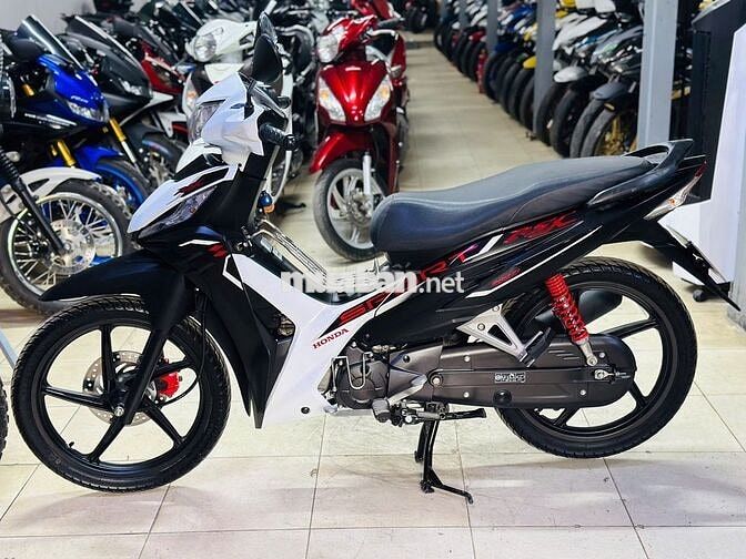 XE MÁY THỊNH PHÁT- WAVE RSX FI TRẮNG ĐEN VÀNH ĐÚC