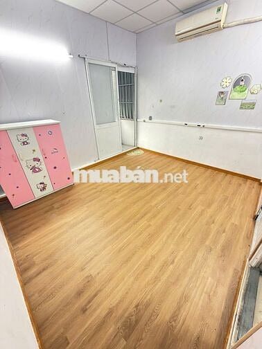 CĂN HỘ TIỆN NGHI, TÁCH BẾP, BAN CÔNG THOÁNG MÁT, TÂN KIỂNG Q7