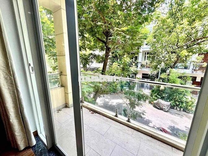 KHAI TRƯƠNG PHÒNG ĐỐI DIỆN ĐẠI HỌC RMIT, BAN CÔNG LỚN, FULL NỘI THẤT