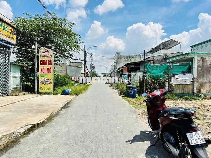 LÔ ĐẤT 580M2, TÂN THÔNG HỘI.GIÁ TỐT 800TR, SHR