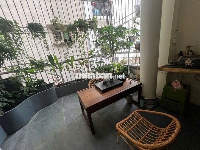 Bán nhà Xuân Thủy, Cầu Giấy, Nhà hiện đại, sang trọng, 50m2, 15,5 tỷ