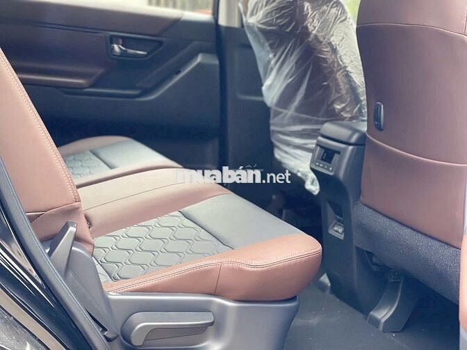 Innova Cross 2.0G 2026 - xe giao ngay giao sớm