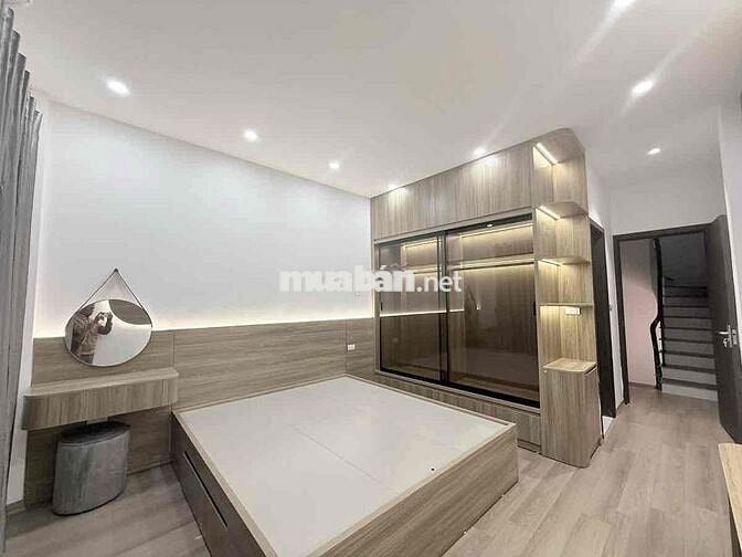 Hót Hót Phố Chính Kinh, nhà đẹp ở luôn, KD đỉnh, oto đỗ cửa, dt 35m*5