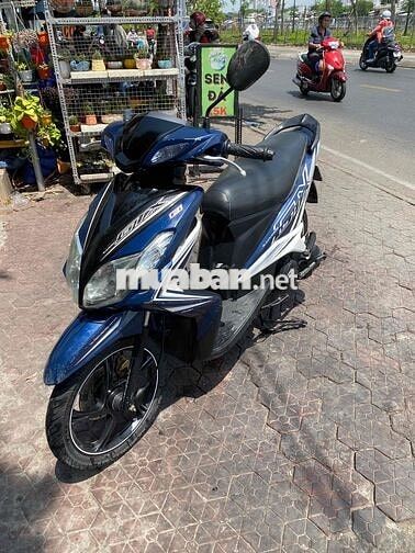 Yamaha Luvias Fi xanh đen