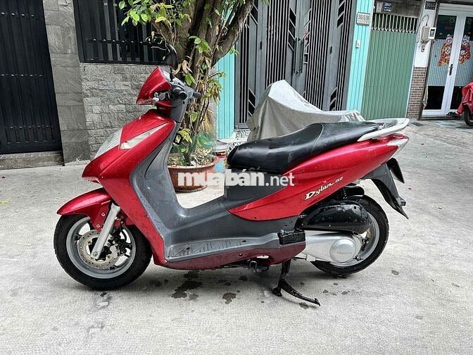 Honda Dylan 150 Đỏ
