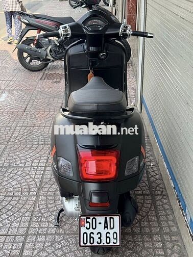 Piaggio Vespa 150 Super Tech 2025 Đen