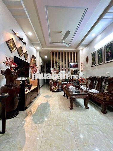 NGỘP 2T/130M 2MẶT HẺM XE TẢI 4*18M NGAY LŨY BÁN BÍCH - VƯỜN LÀI